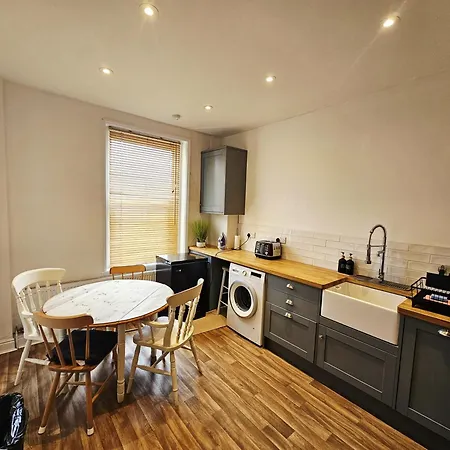 Homebird - Sharrow Retreat Apartment Harrogate